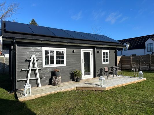 Charmigt Attefallshus i Höllviken