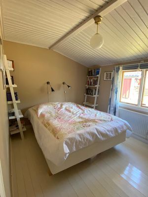 Sovrum 1, med dubbelsäng