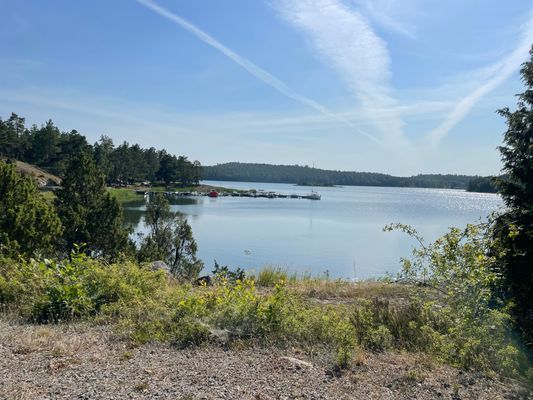 Strandnära stuga i naturskön miljö - Bild 41