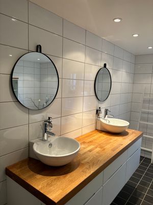 Mysig stuga i byn Löa i Bergslagen - Bild 7