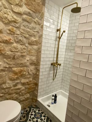 Unikt hem på Rivieran med havsutsikt och terass - Bild 13