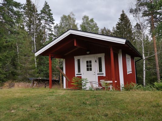 Vila i naturen och koppla av i jacuzzin! - Bild 8