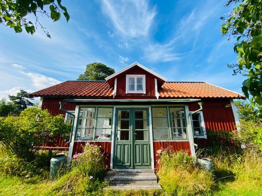 Unik skärgårdsdröm med anrik historia uthyres