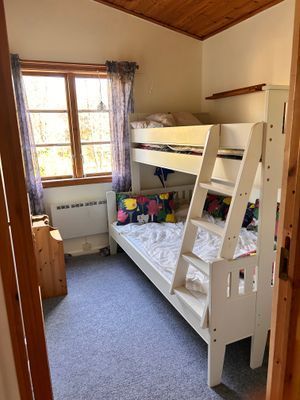 Strandnära stuga i naturskön miljö - Bild 37