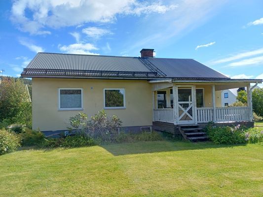 Centrally located holiday home in Stöllet