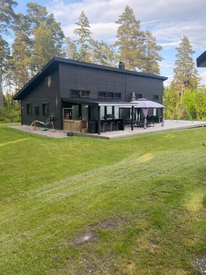 Stort hus ute på en fin Ö nära Vänern