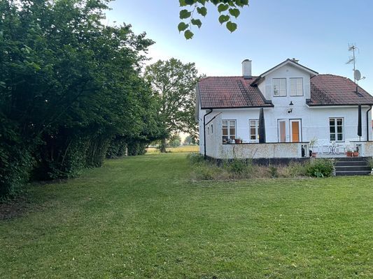 Välkommen till Dybäck, Skivarp