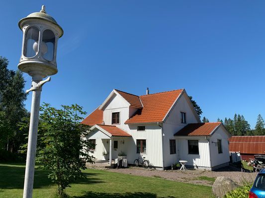 Stort hus på landet
