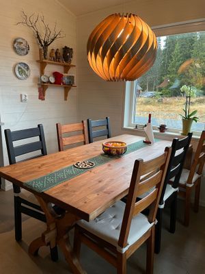 Mysig stuga med fjällglimt - Bild 4