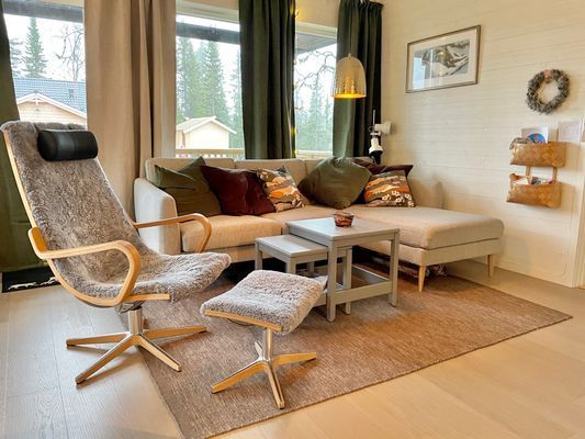 Mysig stuga med fjällglimt - Bild 3