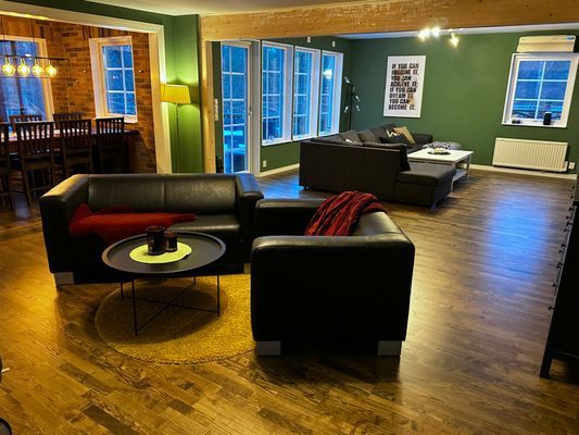 Stor och vacker villa i skogen - Bild 24