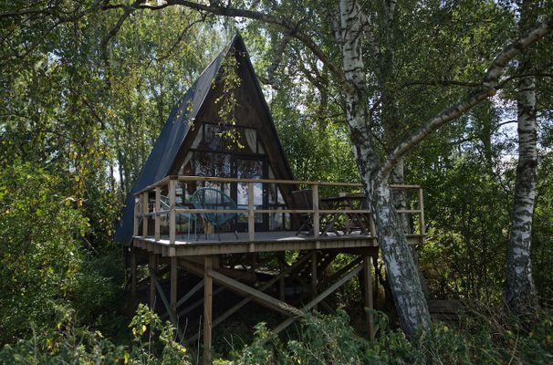 Unikt A-hus med djungelkänsla