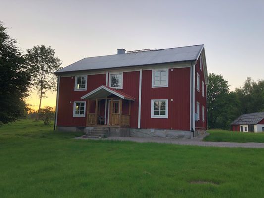 Helrenoverat hus i Urshult-Åsnen-södra Småland