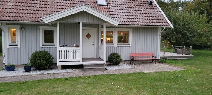 Baskemölla vid skog och fin badplats. - Bild 2