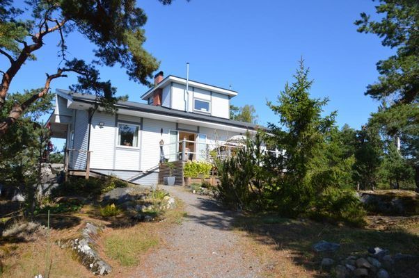 Johannesdal Ingarö. Privat läge med sjöutsikt