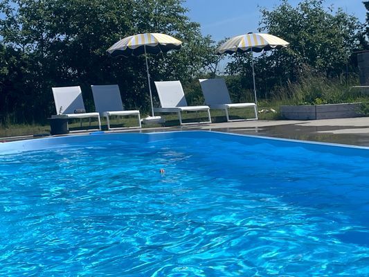 Gård 10 bäddar, med pool