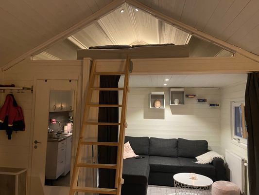 Hus vid sjön i Hoting - Bild 6