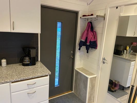 Hus vid sjön i Hoting - Bild 3