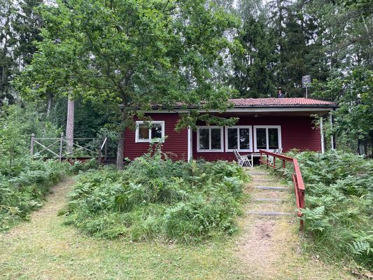 Stuga vid Östhammarsfjärden, norra Roslagen