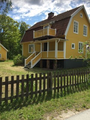 Stor vacker strandnära villa i Ljugarn