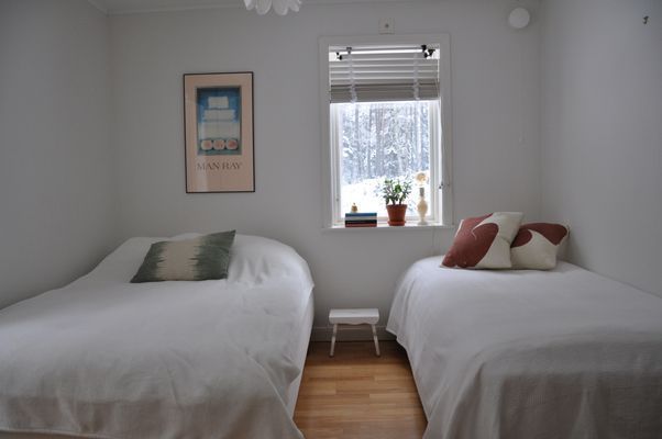 Idyllsikt sommarhus i Stockholms norra skärgård - Bild 9