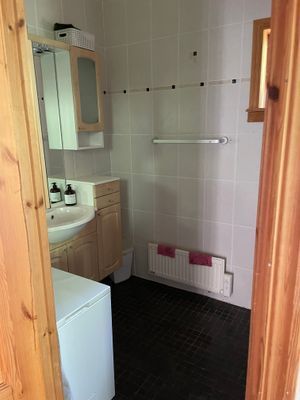 Strandnära stuga i naturskön miljö - Bild 21