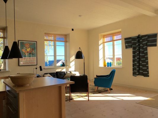 Österlen, Viks fiskeläge, skola vid havet - Bild 3