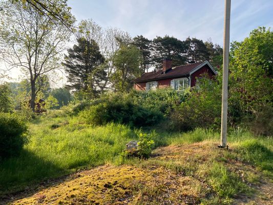 Sommar i rofyllt läge, Överby