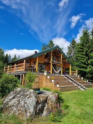 Timmerhus med egen sandstrand och brygga, inkl båt - Bild 3