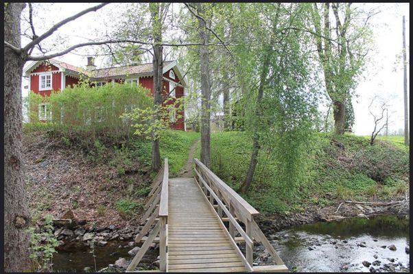 Mysig stuga i byn Löa i Bergslagen - Bild 40