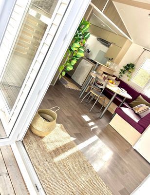 Mysigt litet boende på Österlen nära hav o ås