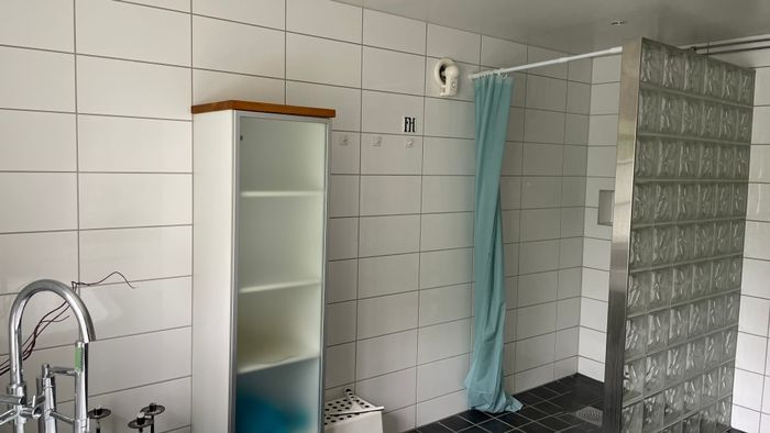 Mysig stuga i byn Löa i Bergslagen - Bild 18