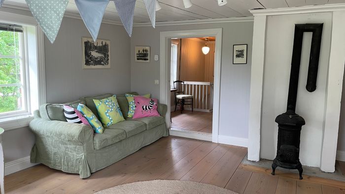 Mysig stuga i byn Löa i Bergslagen - Bild 20