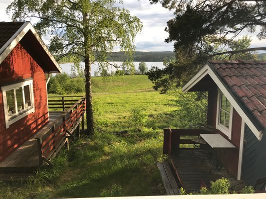 Utsikt från veranda på sovstuga 1
