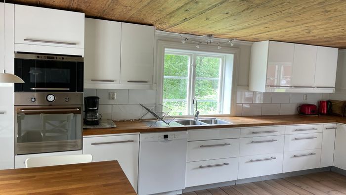 Mysig stuga i byn Löa i Bergslagen - Bild 4