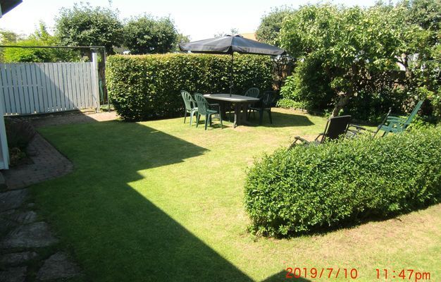 Uteplats med möbler