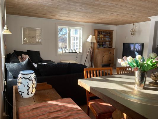 Mysig stuga i byn Löa i Bergslagen - Bild 26