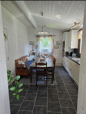 Mysig sommarstuga med sjötomt - Bild 5